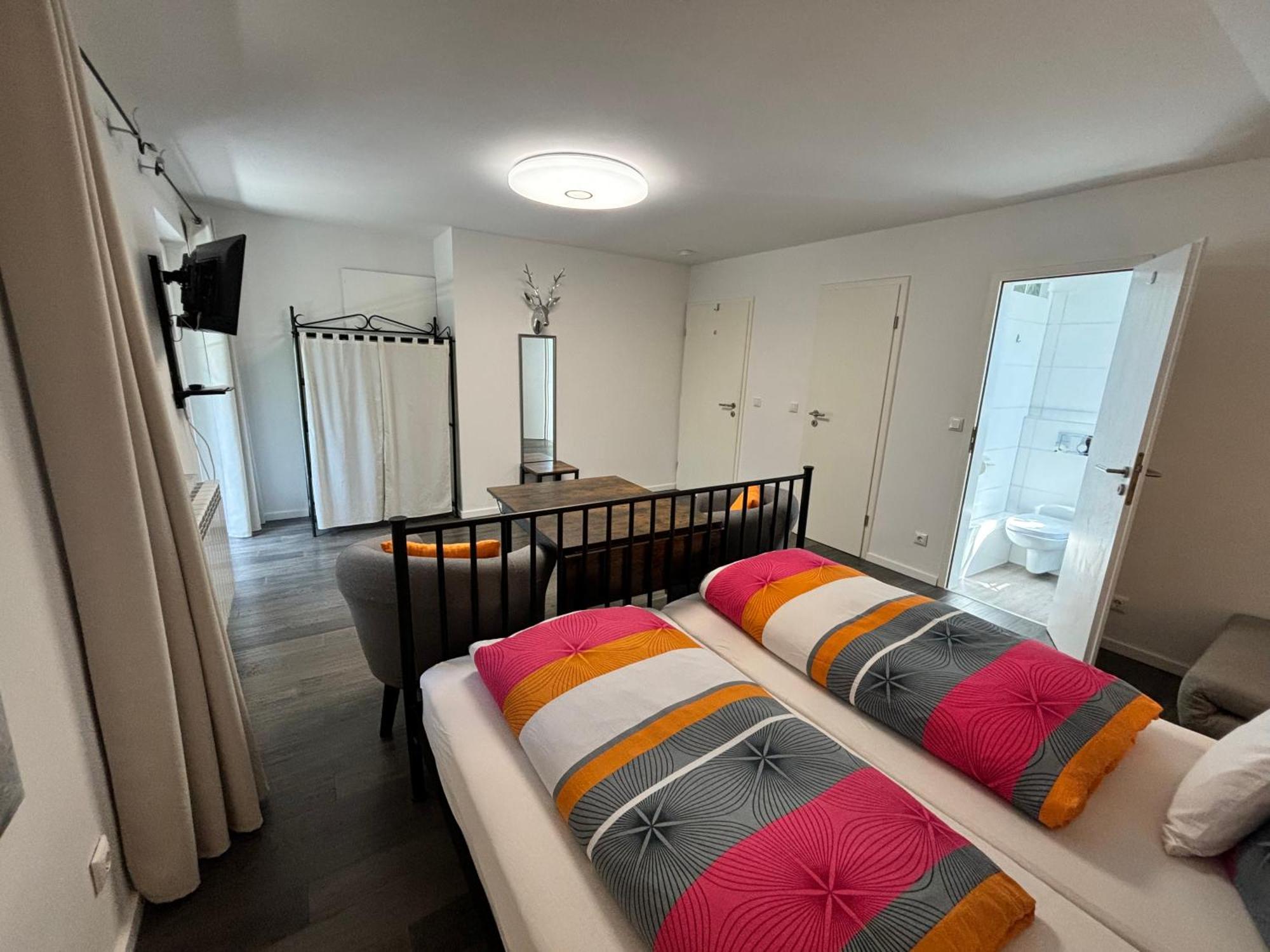 Haus Sonnenblick- Apartments Στάρνμπεργκ Δωμάτιο φωτογραφία